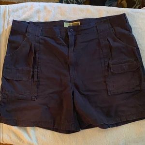 Size 44 Cabelas 7 pocket hiker shorts in dark blue